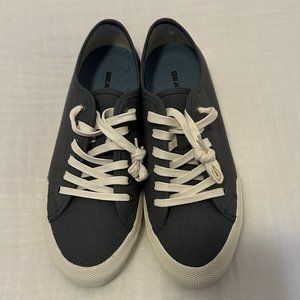 SeaVees Monterey Sneaker Original in Slate Navy Size 8